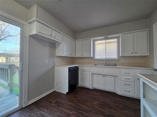 1917 Treat Drive, Oklahoma City, OK 73110