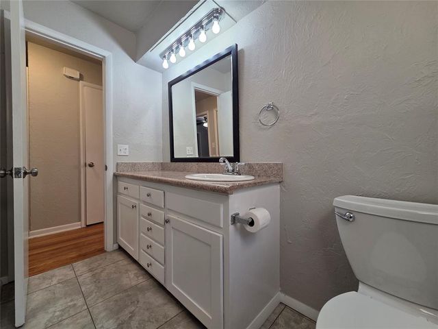 1917 Treat Drive, Oklahoma City, OK 73110