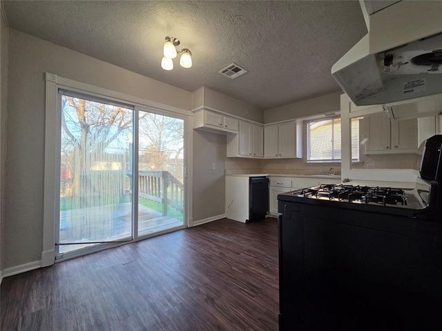 1917 Treat Drive, Oklahoma City, OK 73110