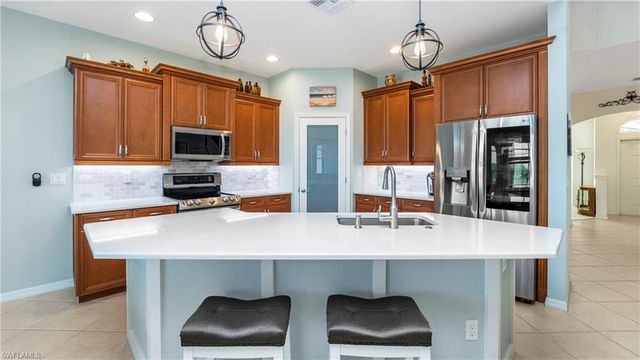 12911 Stone Tower LOOP, Fort Myers, FL 33913
