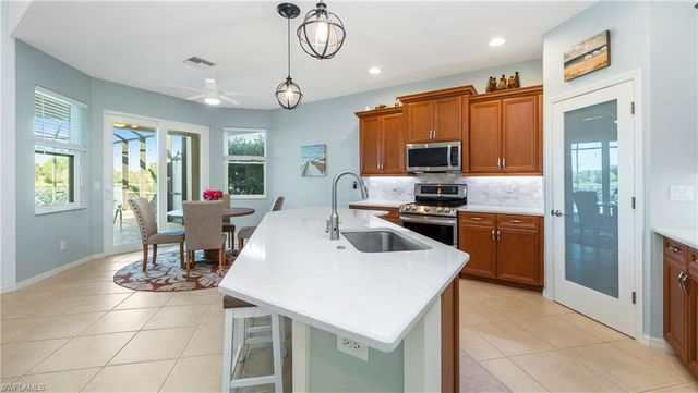 12911 Stone Tower LOOP, Fort Myers, FL 33913