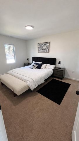 192 S Grener Avenue, Columbus, OH 43228