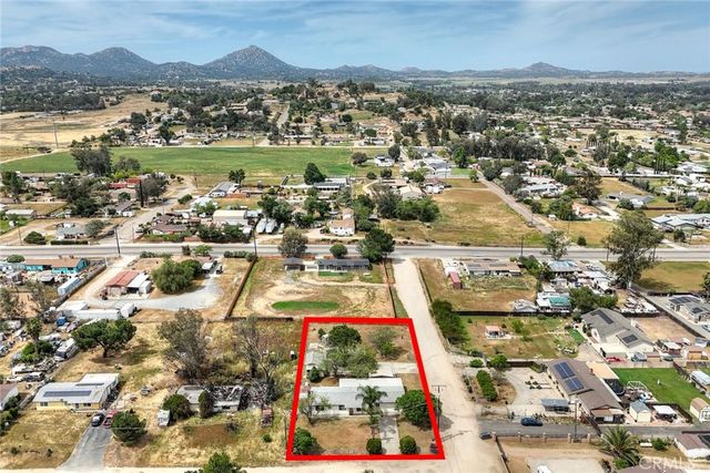 1226 Jay Bird Lane, Ramona, CA 92065