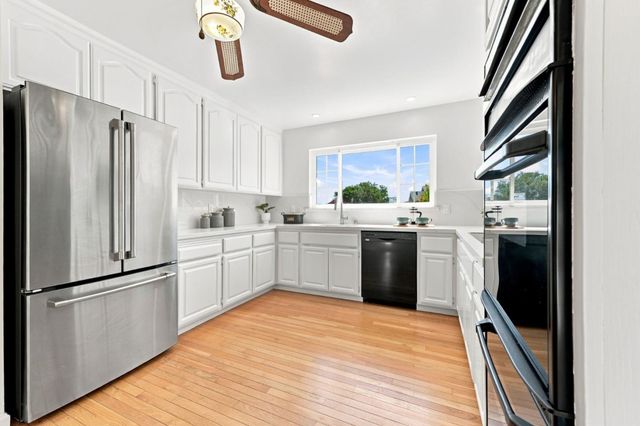 1284 Encina Drive, Millbrae, CA 94030