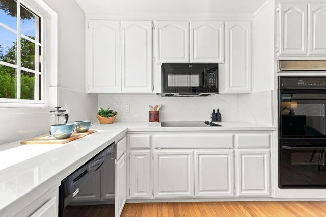 1284 Encina Drive, Millbrae, CA 94030