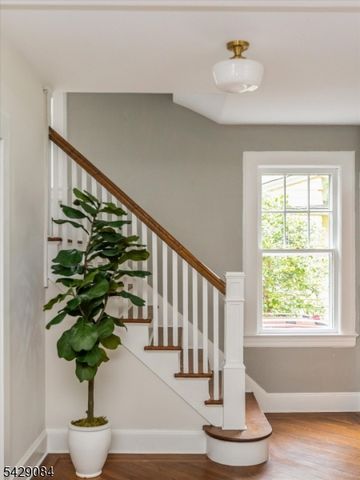 15 Bowdoin St, Maplewood Twp., NJ 07040