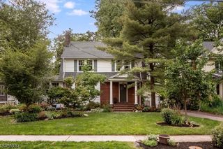 15 Bowdoin St, Maplewood Twp., NJ 07040