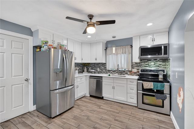 368 Hawkins Street, Providence, RI 02904