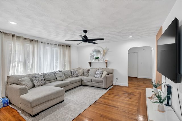 368 Hawkins Street, Providence, RI 02904