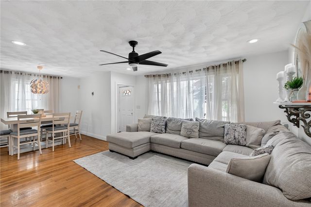 368 Hawkins Street, Providence, RI 02904