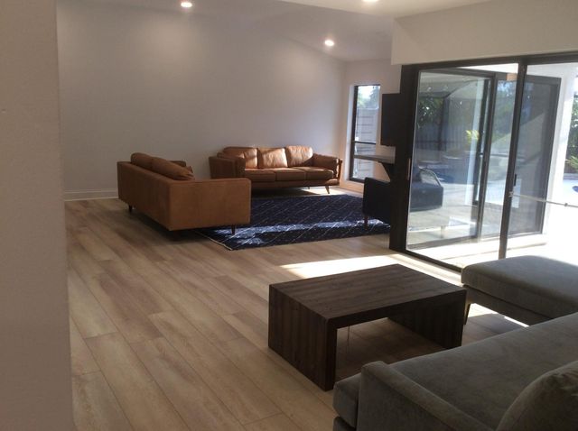 12305 Sawgrass Court, Wellington, FL 33414