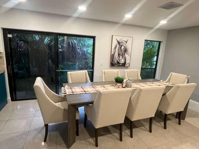 12305 Sawgrass Court, Wellington, FL 33414