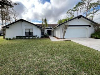 12305 Sawgrass Court, Wellington, FL 33414