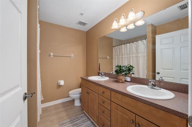 4215 SW 31ST DRIVE 204, Gainesville, FL 32608