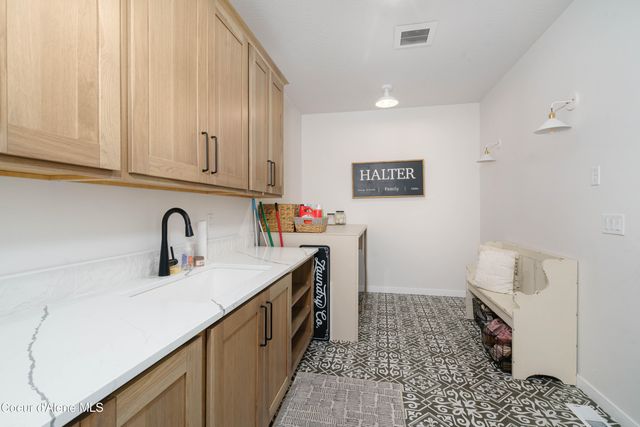 2260 W BASTIEN LOOP, Coeur D'alene, ID 83815