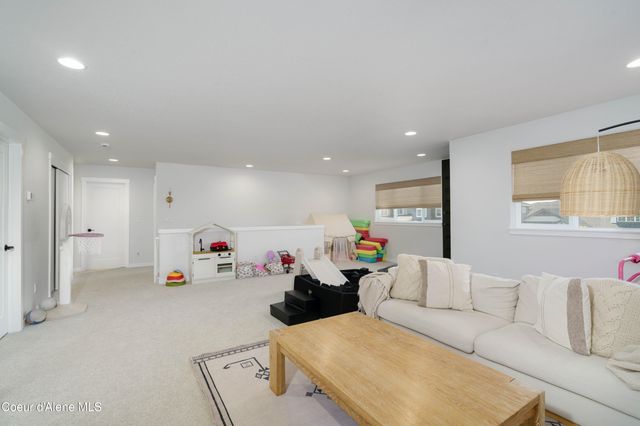 2260 W BASTIEN LOOP, Coeur D'alene, ID 83815