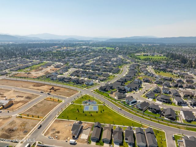 2260 W BASTIEN LOOP, Coeur D'alene, ID 83815