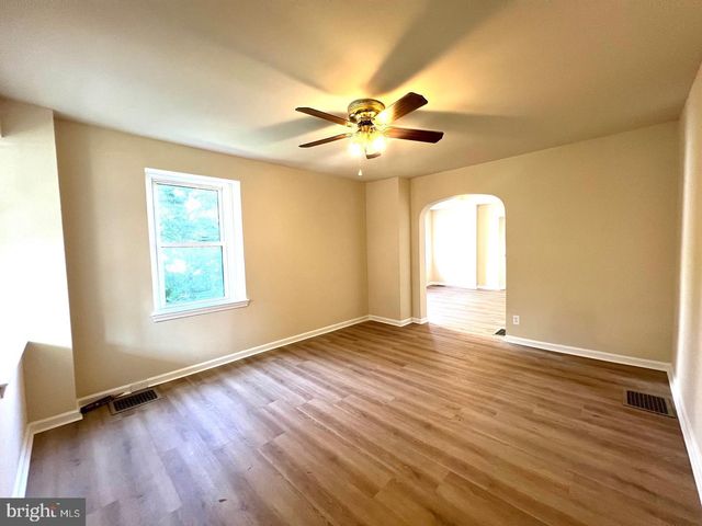 617 3RD ST, Beverly, NJ 08010