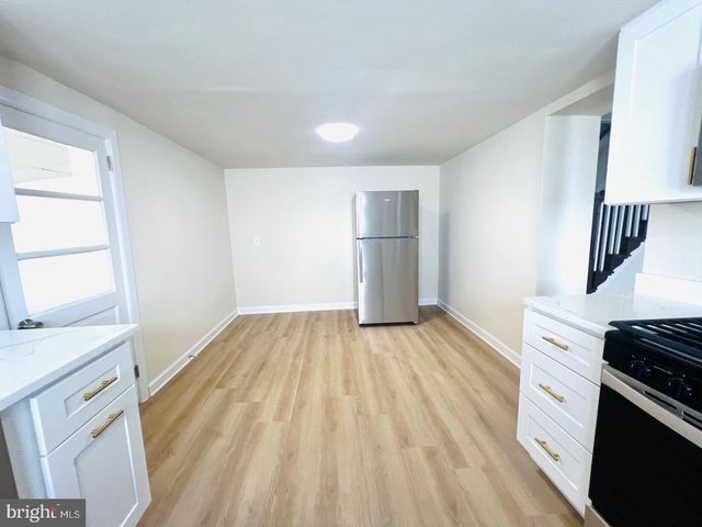 617 3RD ST, Beverly, NJ 08010