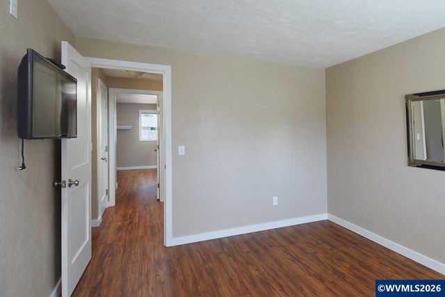 2831 SE Glenn St, Corvallis, OR 97333