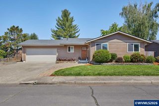 2831 SE Glenn St, Corvallis, OR 97333