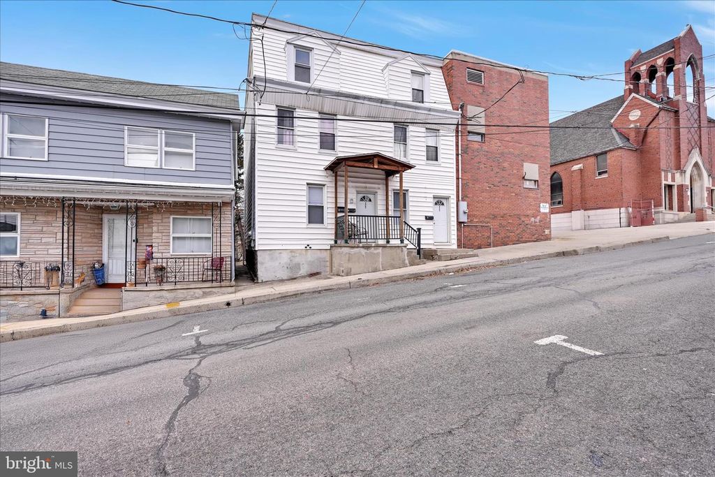 506 N 2ND ST, Minersville, PA 17954