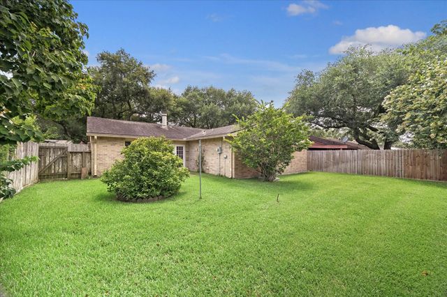 6835 Gettysburg Drive, Richmond, TX 77469