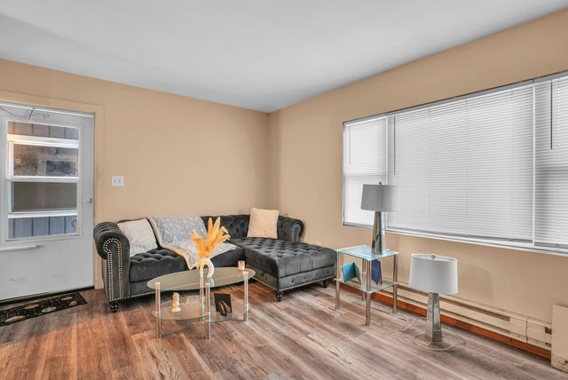 6922 Columbia Avenue, Hammond, IN 46324