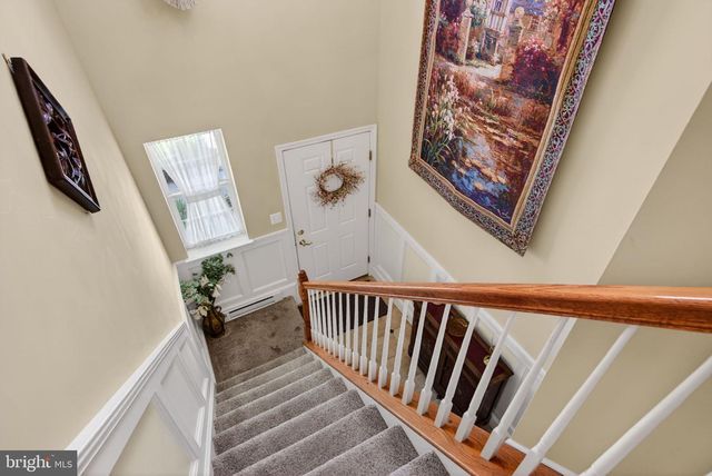 12 PELICAN PL, West Deptford, NJ 08086