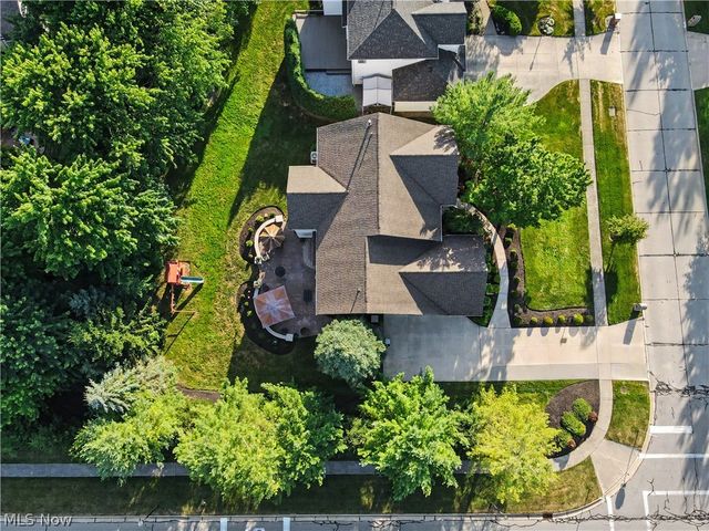 20143 Kylemore Drive, Strongsville, OH 44149