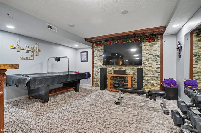 20143 Kylemore Drive, Strongsville, OH 44149