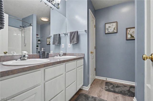 20143 Kylemore Drive, Strongsville, OH 44149