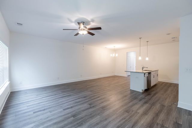 1079 Sweetleaf Dr, Franklin, TN 37064