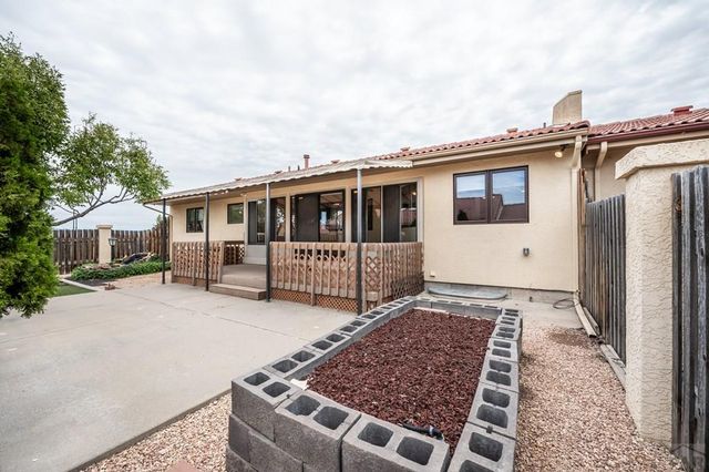 151 S Casa Monterey Way, Pueblo West, CO 81007