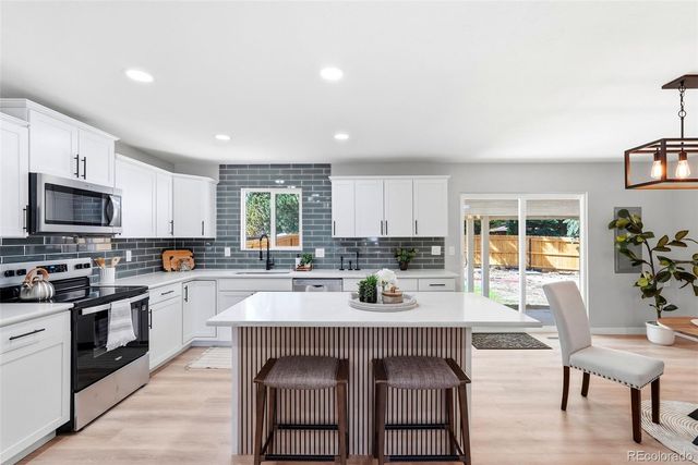 4422 Flintridge Drive, Colorado Springs, CO 80918