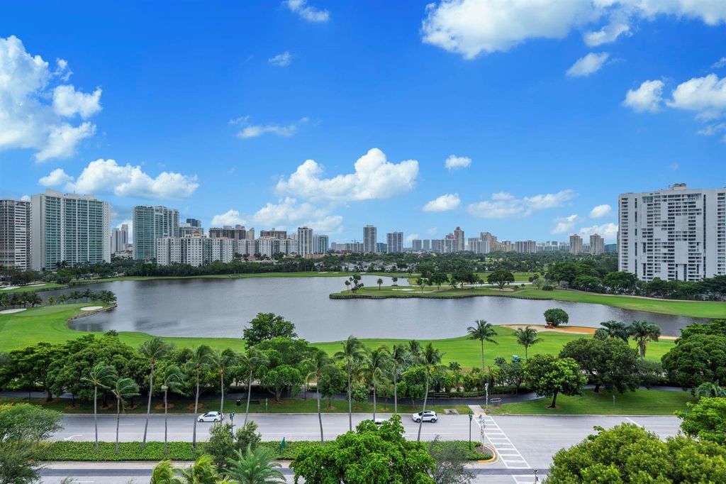3625 N Country Club Drive 1208, Aventura, FL 33180
