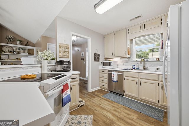 21 Redfern Trail NE, Rome, GA 30165