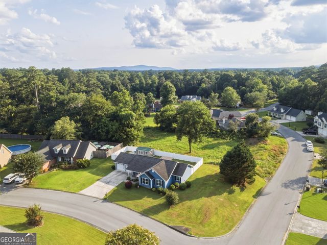 21 Redfern Trail NE, Rome, GA 30165