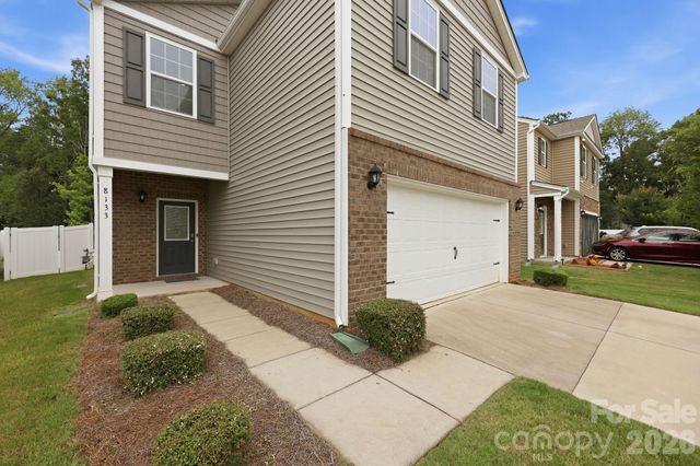 8133 Clairwood Drive, Charlotte, NC 28269