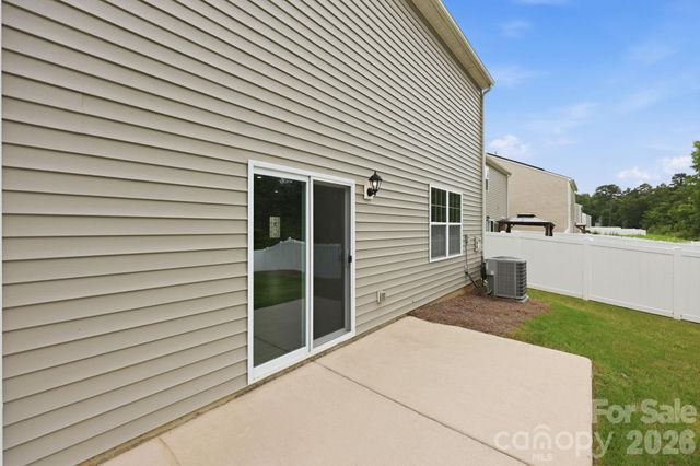 8133 Clairwood Drive, Charlotte, NC 28269
