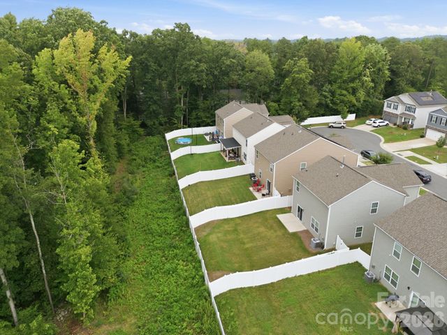 8133 Clairwood Drive, Charlotte, NC 28269