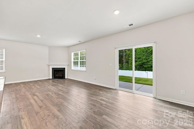 8133 Clairwood Drive, Charlotte, NC 28269