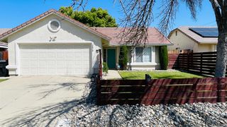 3929 El Portal Pl, Modesto, CA 95357