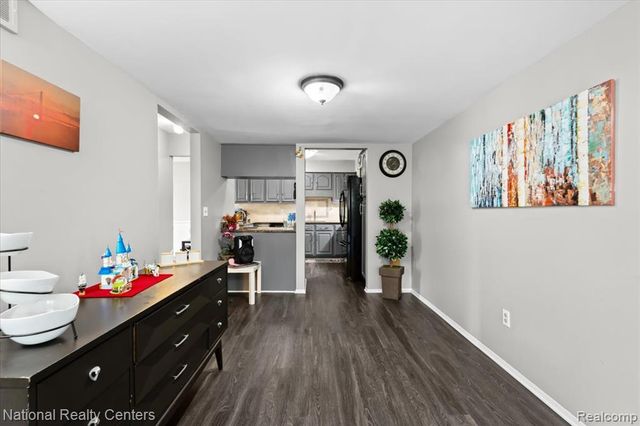 42142 Roscommon Street, Novi, MI 48167