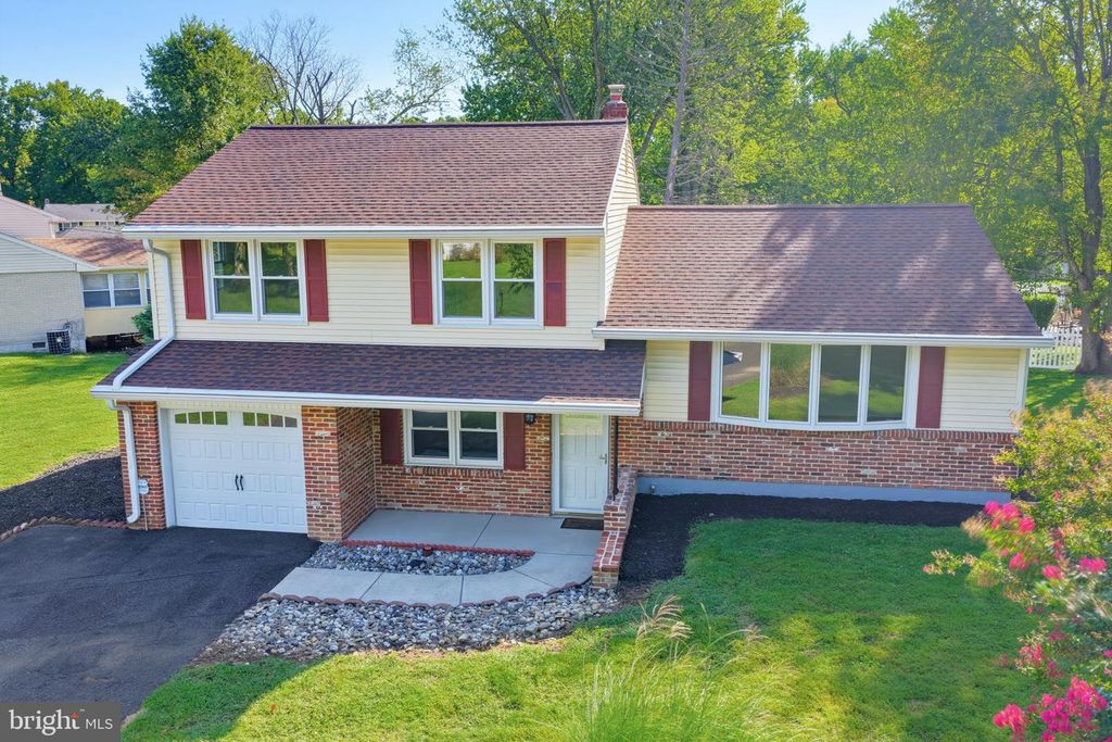 2313 GRAYWOOD RD, WILMINGTON, DE 19810 — photo 5