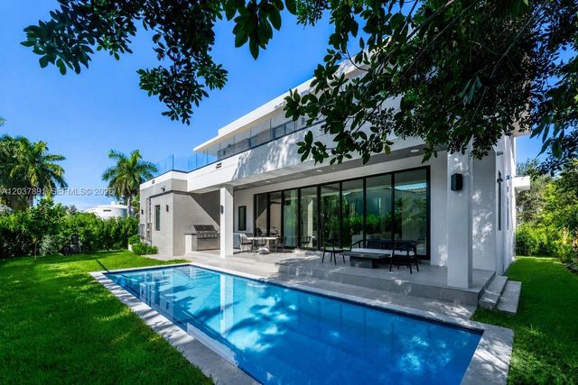 4430 Nautilus Drive, Miami Beach, FL 33140
