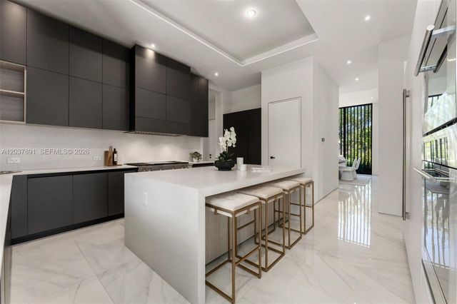 4430 Nautilus Drive, Miami Beach, FL 33140