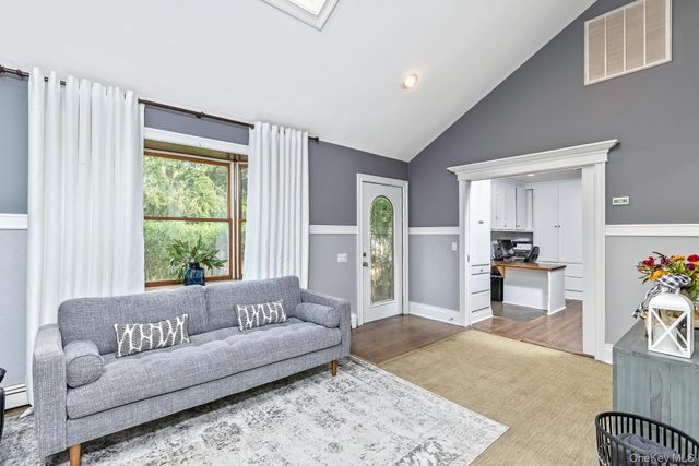 1029 Wading River Manor Road, Manorville, NY 11949