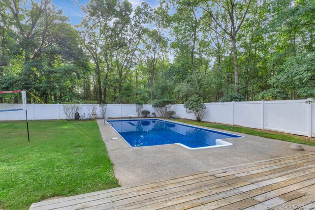 1029 Wading River Manor Road, Manorville, NY 11949