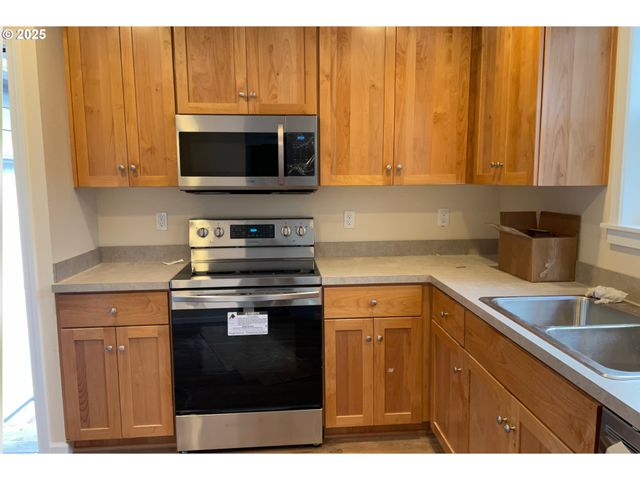 20220 E PETER Pl 3, Sandy, OR 97055